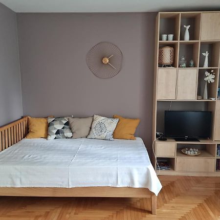 Appartamento Stan Na Dan "Irina" Banja Luka Esterno foto