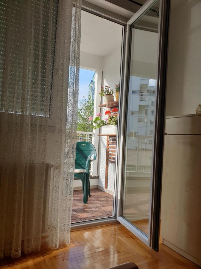 Appartamento Stan Na Dan "Irina" Banja Luka Esterno foto